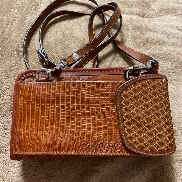 Handmade Leather Crossbody Organizer Purse - Picture 7 of 7
